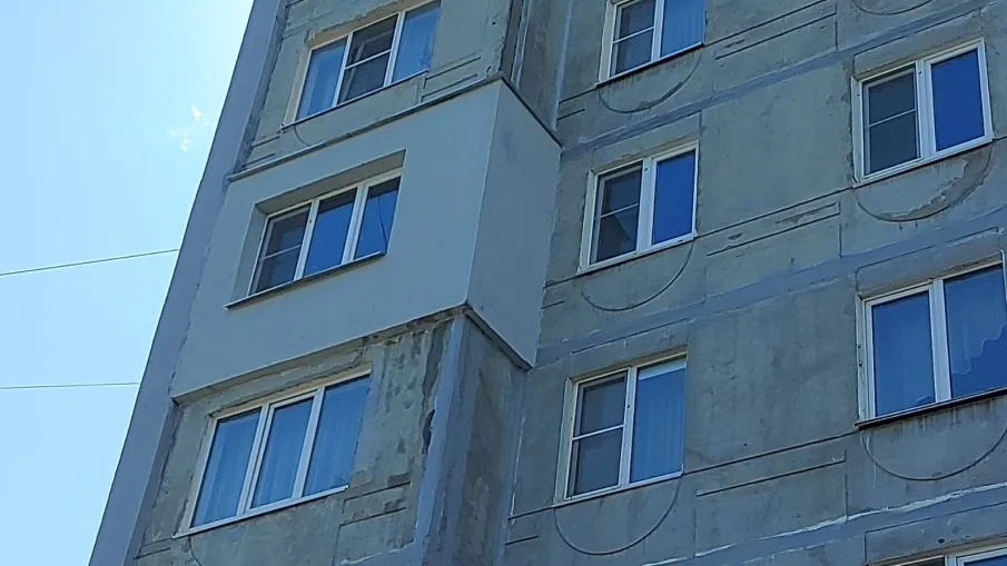 В Дзержинске коммунальные организации утеплили 22 стены жилых домов по требованию ГЖИ