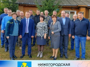 Александр Созонов, и.о. главы местного самоуправления г.о. Сокольский поздравил работников лесного хозяйства с наступающим профессиональным праздником.