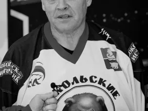 В г.о. Сокольский учреждён Турнир по хоккею на Кубок Боброва И.В.  Уже 18 марта состоится проведение Турнира на ледовой арене ФОКа "Сокол".